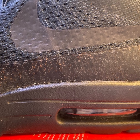 Nike air max new!! Triple black. Size 10 men - Picture 7 of 8